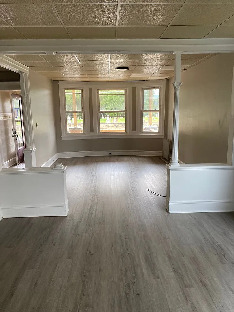 3 BR , 1.5 BA Apartment — Photo 4