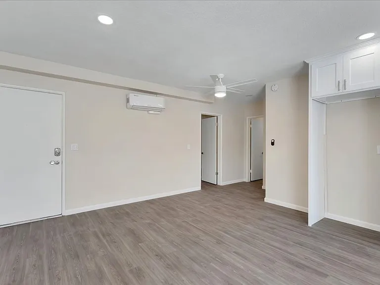 Brookside Apartments — Photo 49