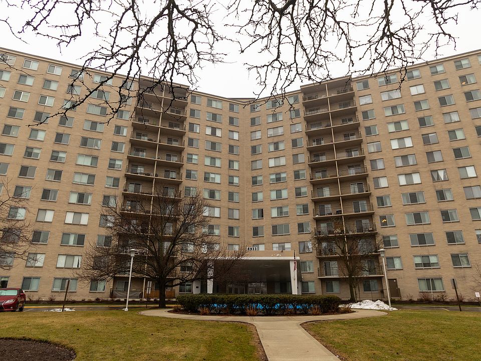 1st image of 6933 N Kedzie Ave APT 314