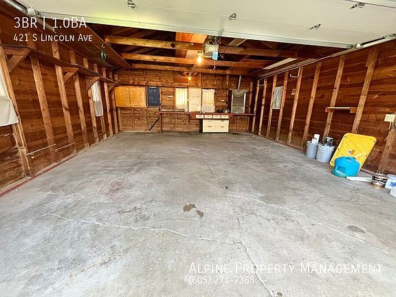 4th image of 421 S Lincoln Ave