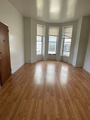 2nd image of 116 Linden Blvd #2A