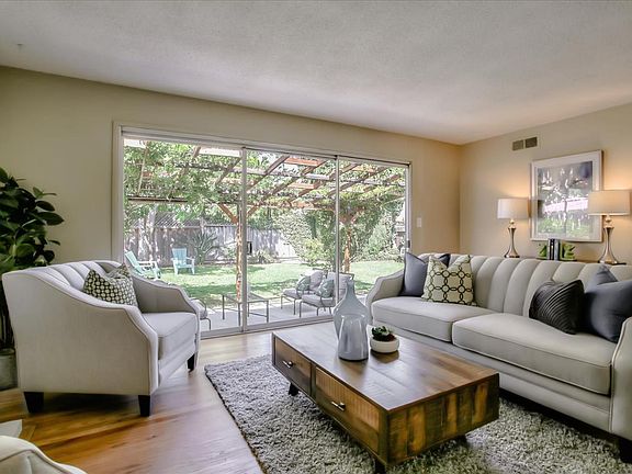 3rd image of 3487 Calvin Ave
