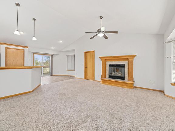 5th image of 913 Tiffany Ct