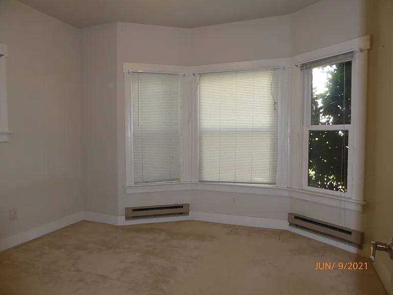 1417 Boylston Ave — Photo 7