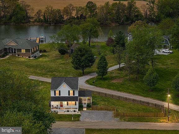 2nd image of 200 Newtown Rd