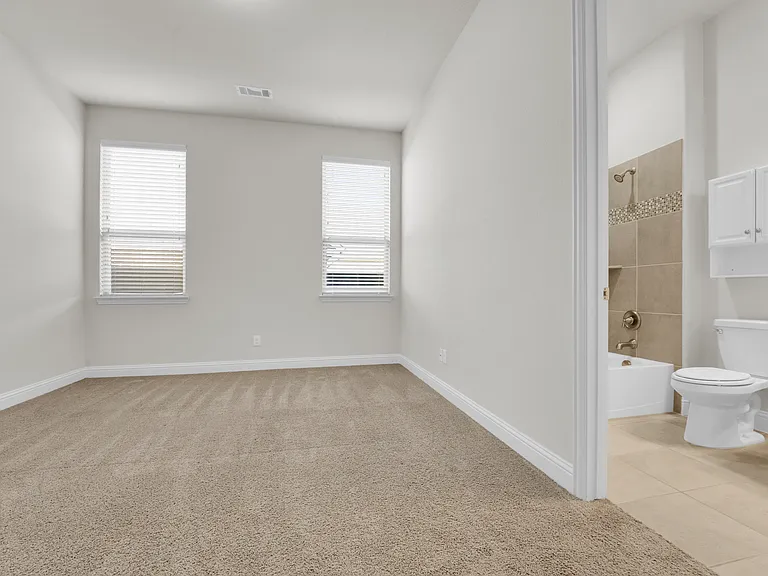 1011 Prairie Ridge Ln — Photo 17