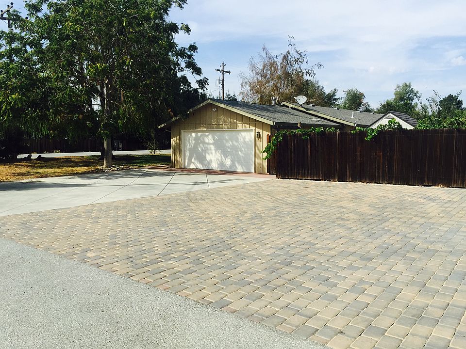 1st image of 12940 Columbet Ave