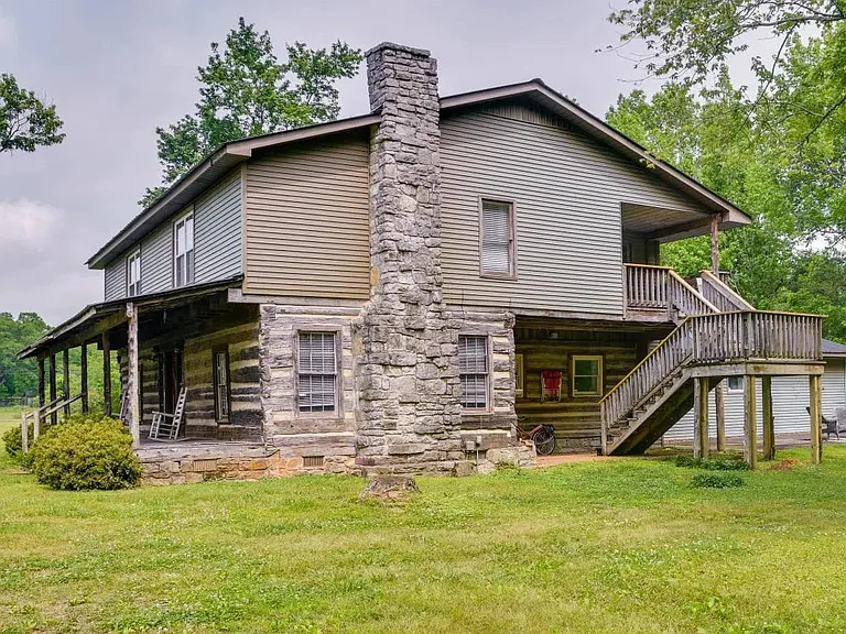 5976 County Road 33 — Photo 2