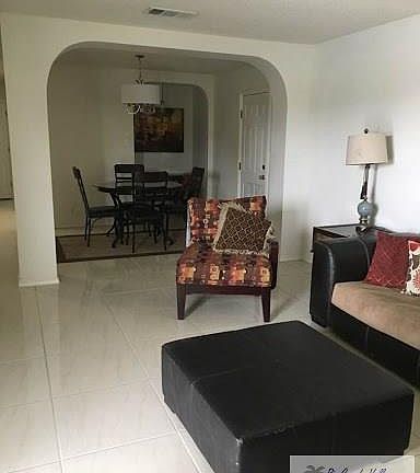 2nd image of 3342 Calle Bolivia