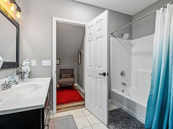 24th image of 230 Storyland Dr