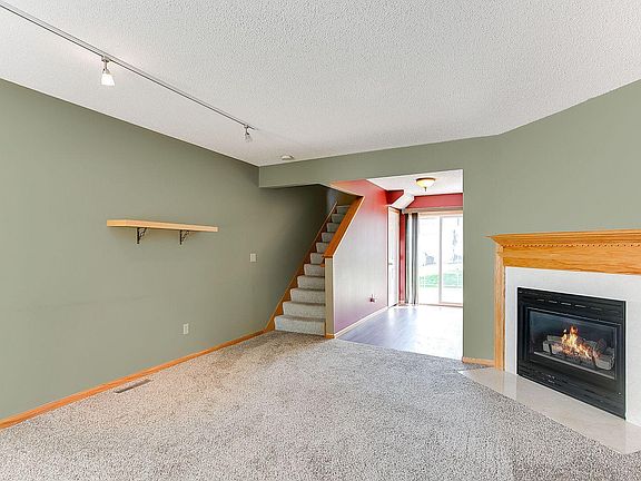 4th image of 7899 Forest Blvd APT E