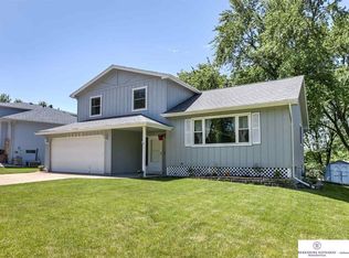 11717 Laura Ave, Bellevue, NE 68123