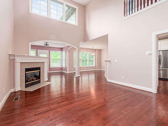 5th image of 1032 Arcadia Blvd