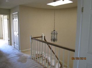 3 Honeysuckle Ln, San Carlos, CA 94070
