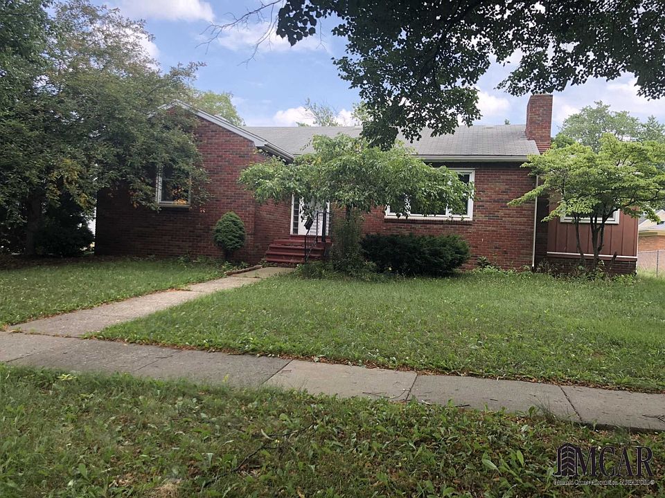 1st image of 1042 Bentley Dr
