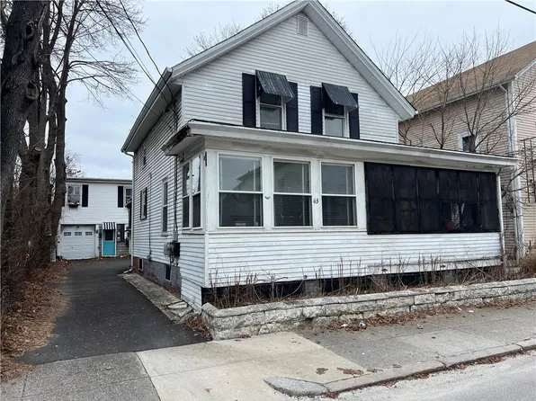 63 Bagley St, Central Falls, RI 02863