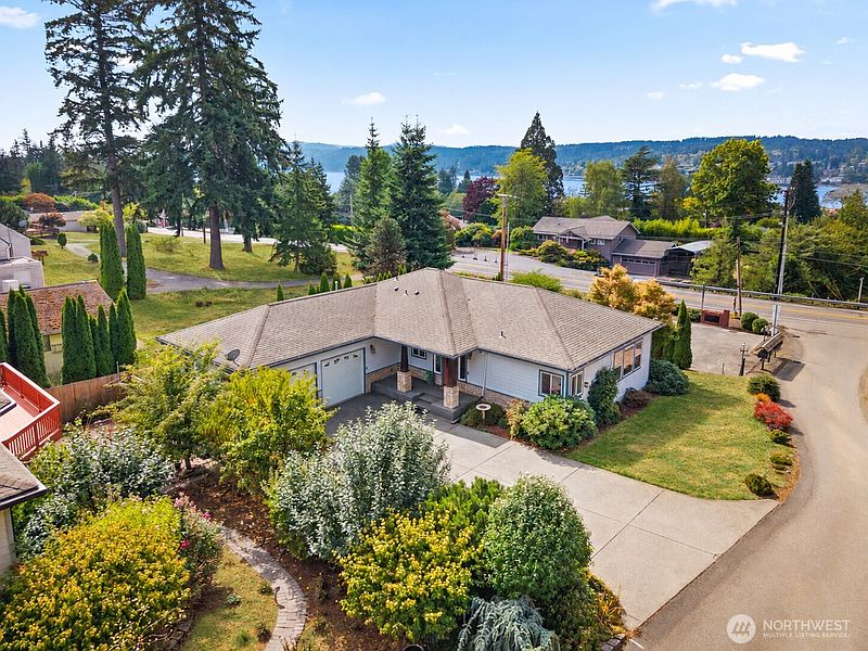 2nd image of 1987 NW Rampart Ridge Court