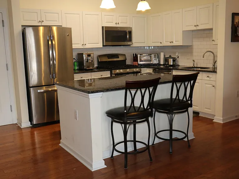 35 W Broad St #107 — Photo 4