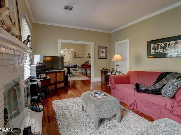 4th image of 1015 Lee Ave