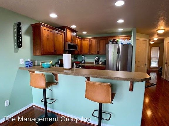 5th image of 7423 NE 55th St