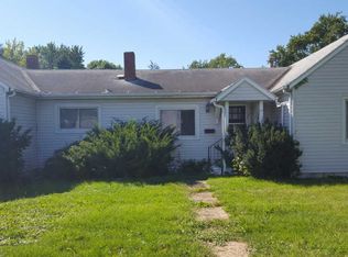 1009 N Cunningham Ave, Urbana, IL 61802