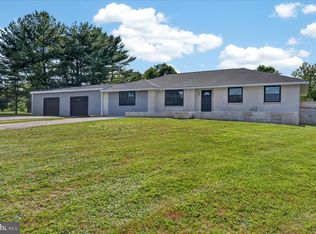2 Gaynor Ct, Bear, DE 19701
