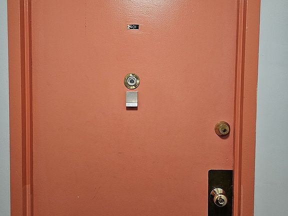 5th image of 7337 S South Shore Dr APT 401
