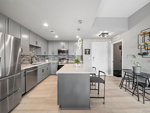 4th image of 8185 E Lowry Boulevard #105