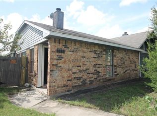 3112 Gregory Ln, Grand Prairie, TX 75052