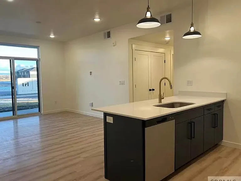 311 E Lorene St #2108 — Photo 1