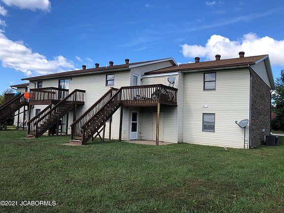 3rd image of 2505 Lexington Dr