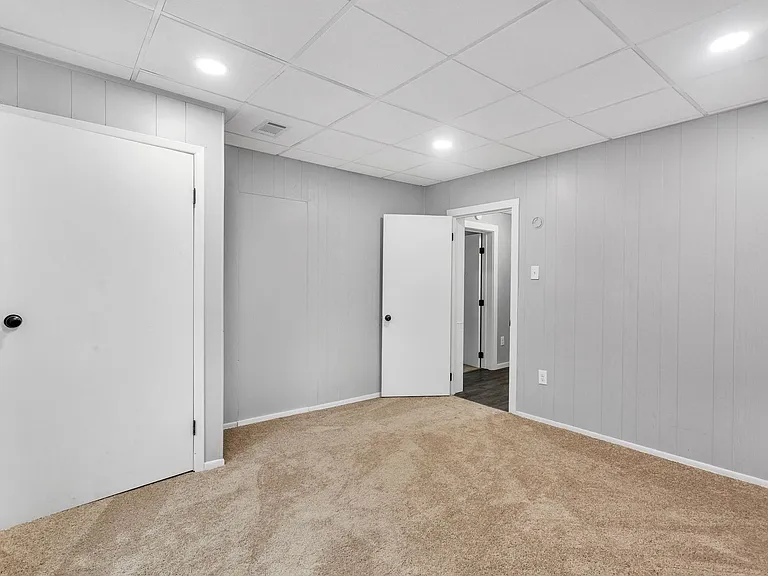 5419 Potter St — Photo 5