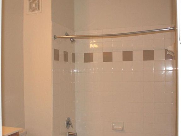 5th image of 13398 Connor Dr