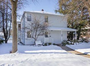 412 4th Ave SW, Faribault, MN 55021