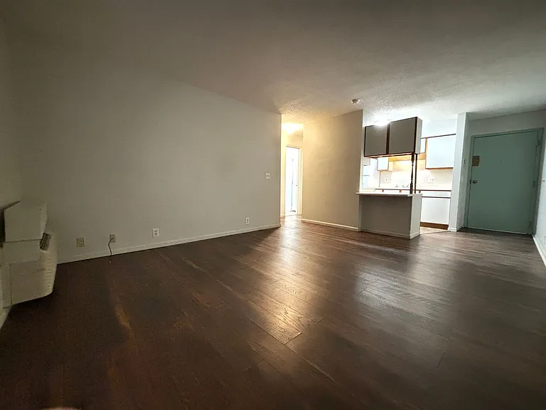Brookside Apartments — Photo 17