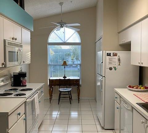 4th image of 28720 Bermuda Bay Way APT 201