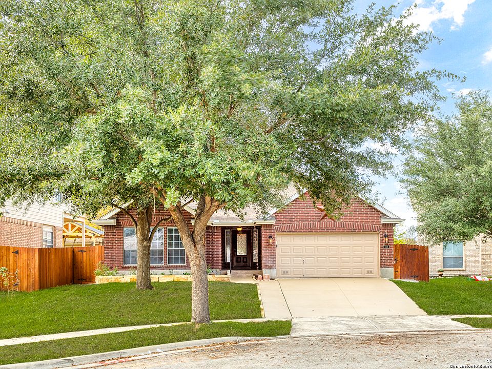 1st image of 514 Bandera Cir
