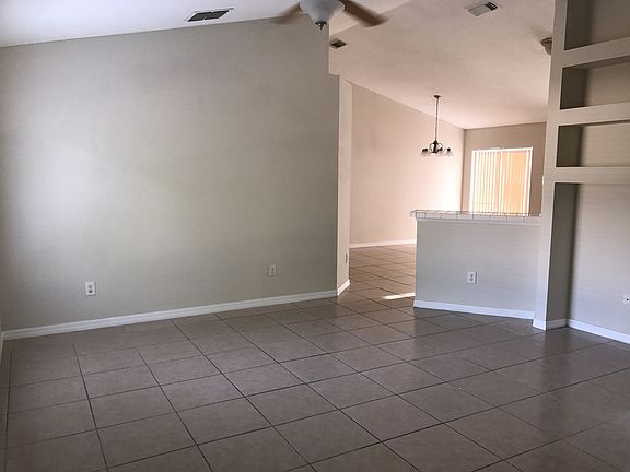 4th image of 18545 1st Ave