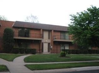 625 N Carroll Pkwy 204 #204, Glenwood, IL 60425