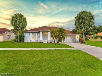 571 Chamonix Ave S, Lehigh Acres, FL, 33974