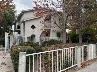953 W 1st St #1, San Pedro, CA 90731