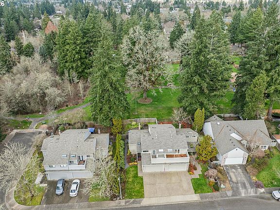 4th image of 14765 SW Wheaton Ln