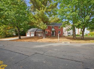 74 Glen Pkwy, Hamden, CT 06517