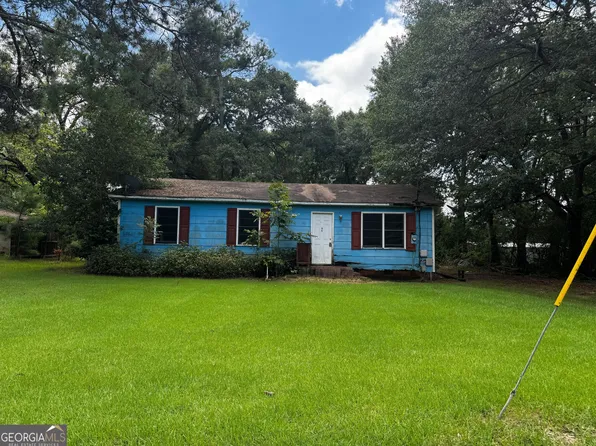 86 Colfax St, Hartwell, GA 30643