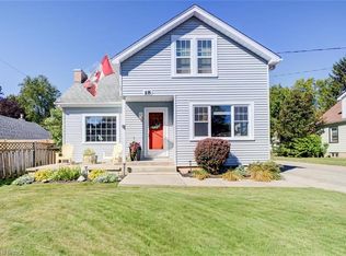 15 Lyndsay St, Brantford, ON N3T 2C5