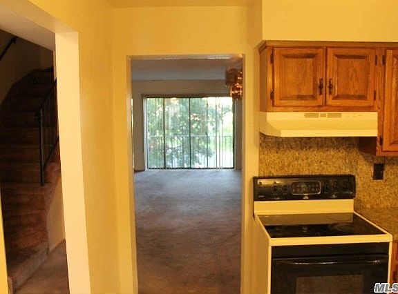 4th image of 200 Hilton Ave Unit 29