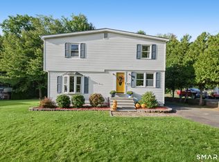 68 Evergreen Rd, Cromwell, CT 06416