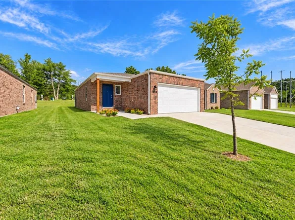 5560 Keystone Ave, Springdale, AR 72764
