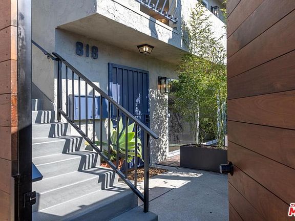 3rd image of 818 Pacific Ave Unit 2