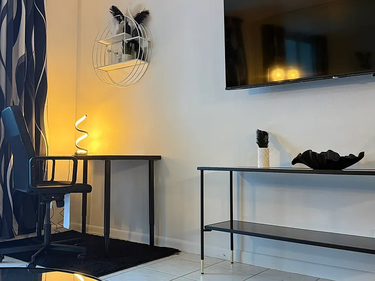 2301 Collins Ave #817 — Photo 29